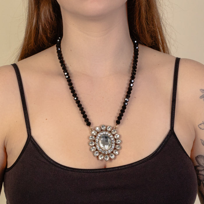 1210 - Crystal Pendant Necklace - Black
