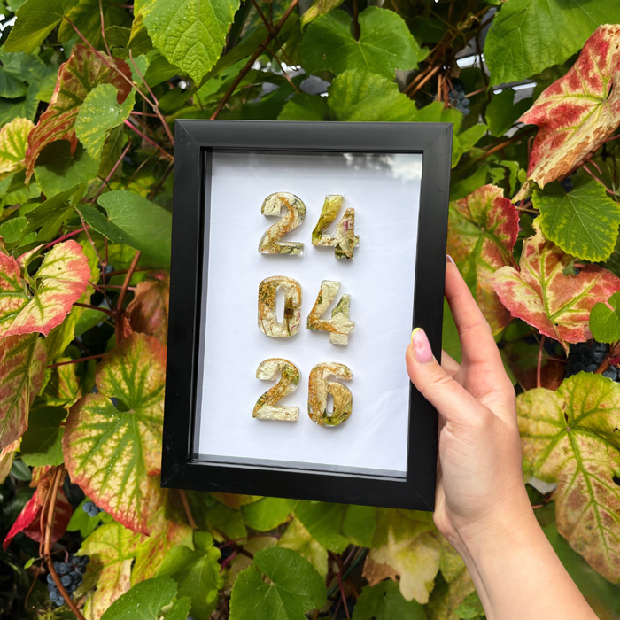 Anniversary Date Frame - Black 6x8”