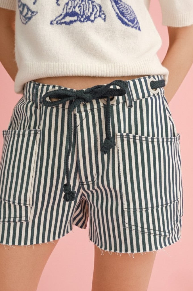 Striped rope-tie shorts with drawstring, cargo pockets, cuffed hem, frayed edges