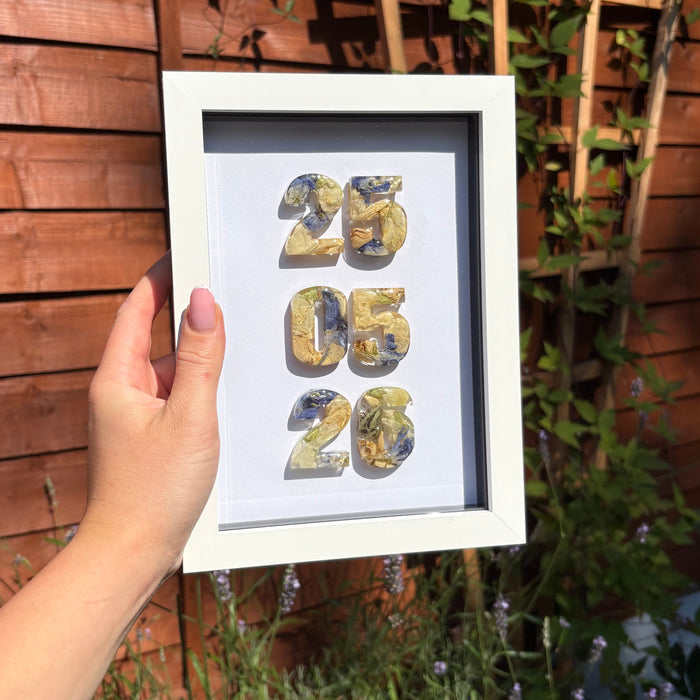 Anniversary Date Frame - White 6x8”