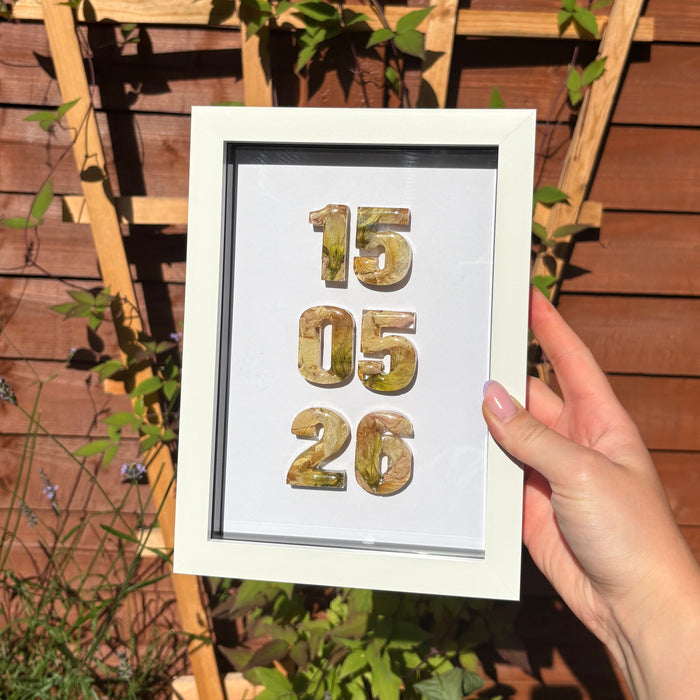 Anniversary Date Frame - White 6x8”