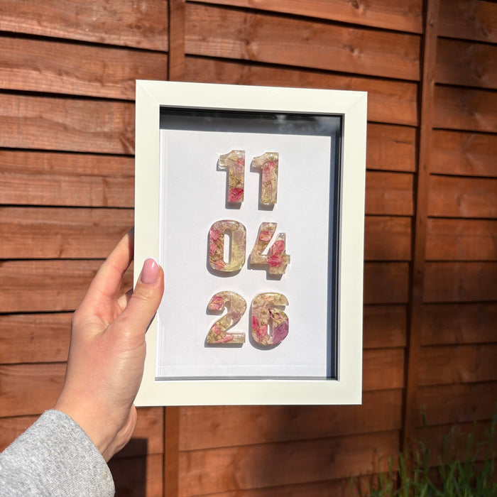 Anniversary Date Frame - White 6x8”
