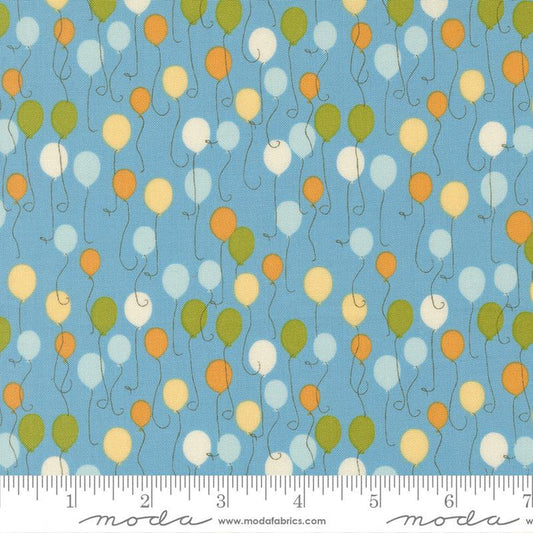 Bluebird- Animal Park Fun Balloons- Fat Quarter
