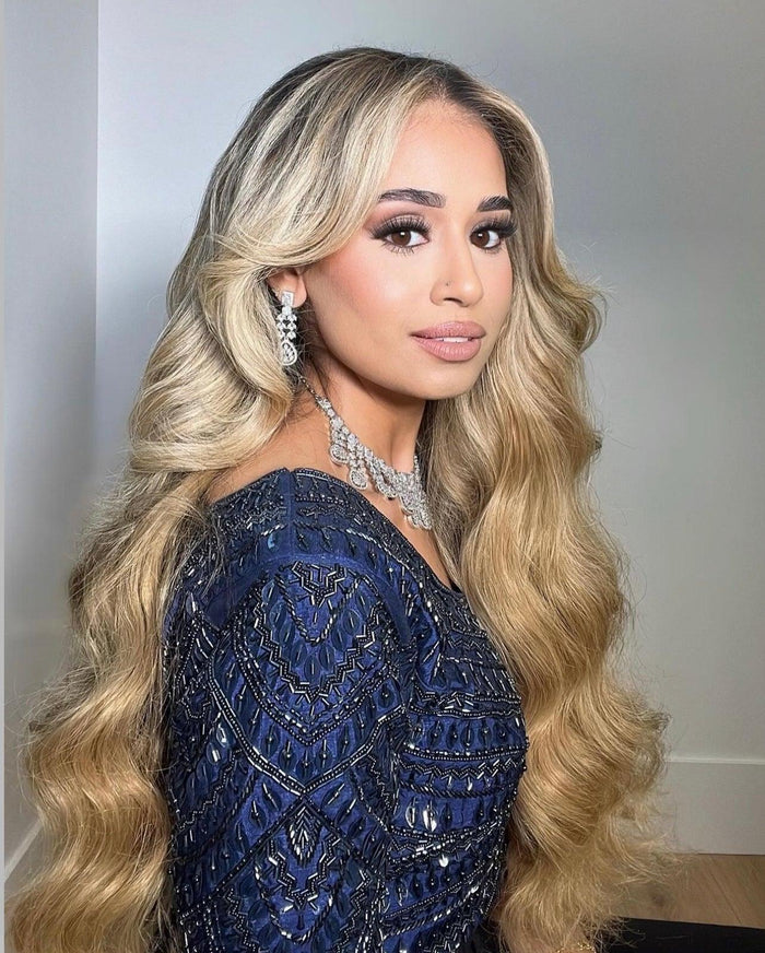 Dirty Blonde (9/19C) 18" 125g - Clip-Ins