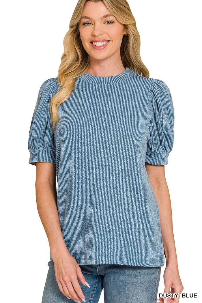 Dusty blue ribbed puff-sleeve T-shirt with short sleeves and crew neck