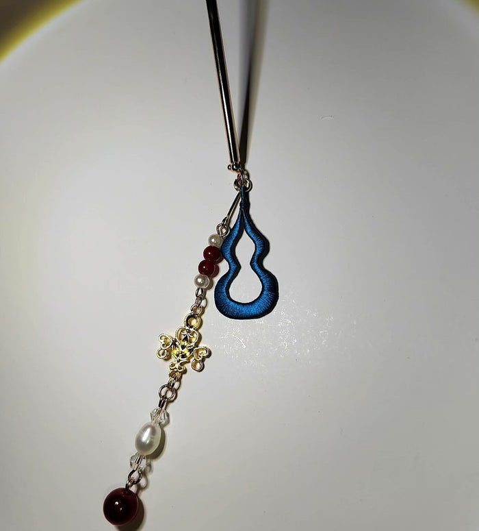 Handmade Chanhua Thread-Wrapped Gourd Hairpin - Traditional Auspicious Hair Accessory