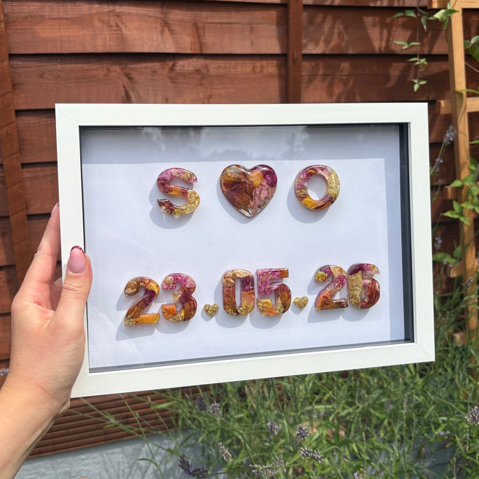Initial Anniversary Date Frame - White A4 'Heart'