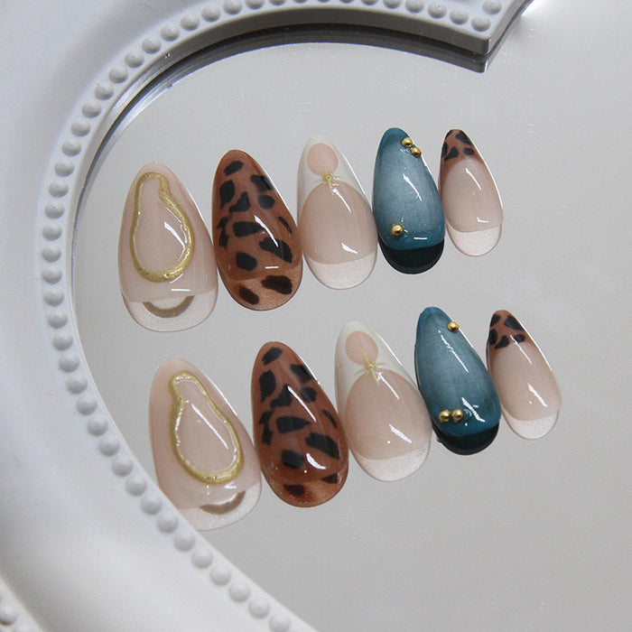 Leopard print diamonds 30 pieces