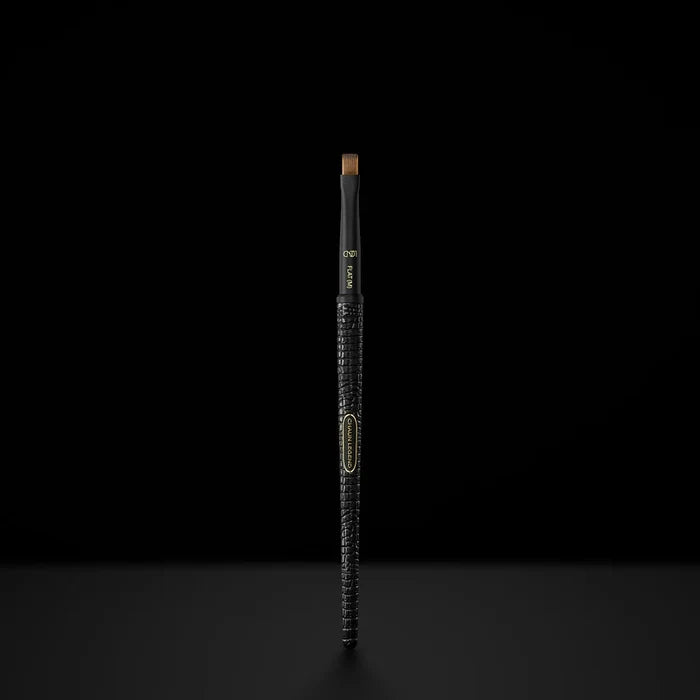 LGND - Nail Art Brush - M Flat-Chaun Legend-Gel Essentialz