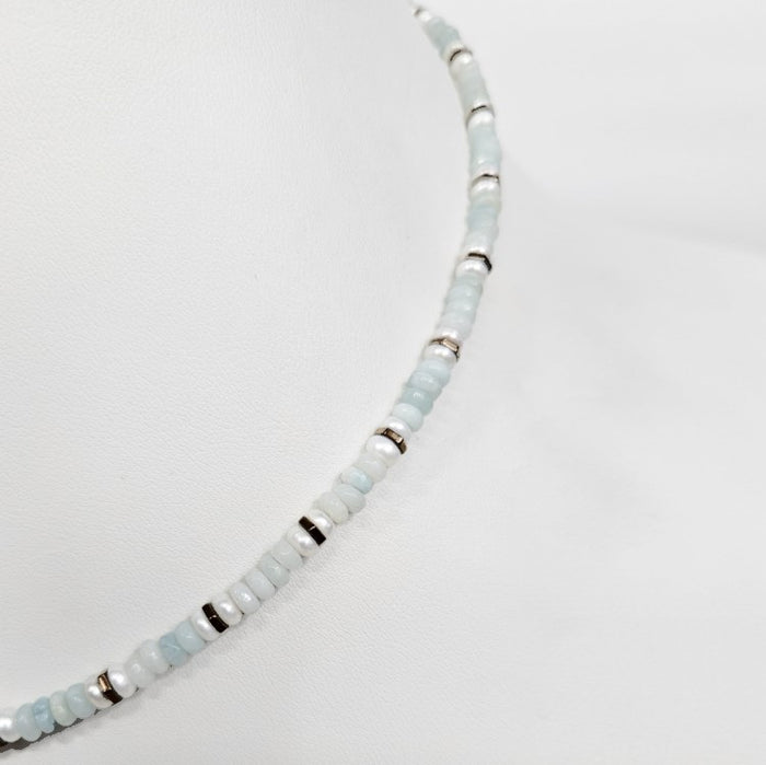 Mini Beaded Necklace with Pearls and Aquamarine Jasper
