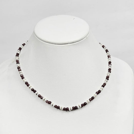 Mini Beaded Necklace with Pearls and Lapidolite