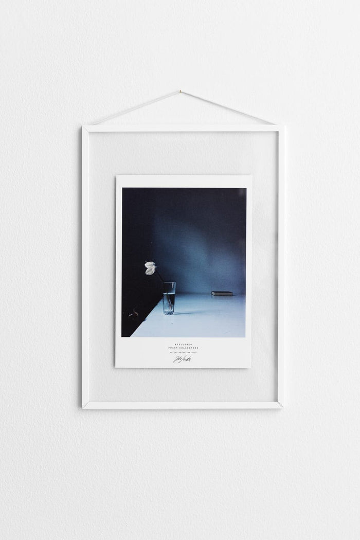 Moebe Frame - White