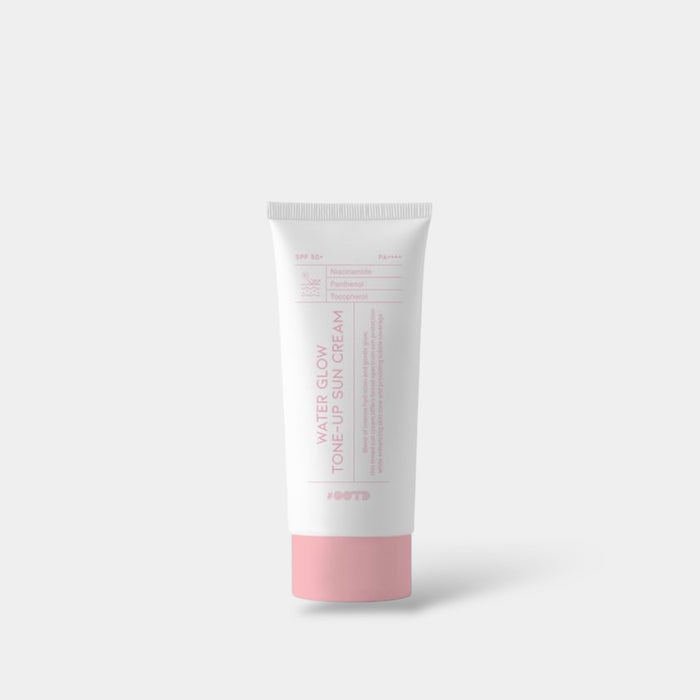 OOTD Water Glow Tone - Up Sun Cream 50ml كريم الوقاية من الشمس توهج الماء من ملابس اليوم - Princess Cosmetics Qatar
