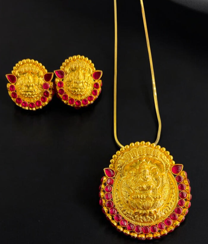 The Abhata Silver Kempu Lakshmi Pendant & Earrings