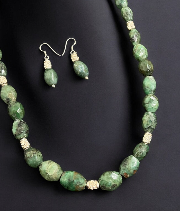 The Green Agate Silver Gemstone Necklace & Earrings