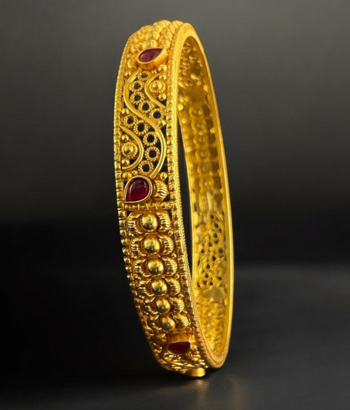 The Parag Silver Red Kemp Filigree Bangle- Single (Size /2.2/2.4/2.6/2.8)