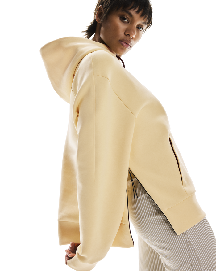 【WOMEN'S】Focus Tech Hoodie
